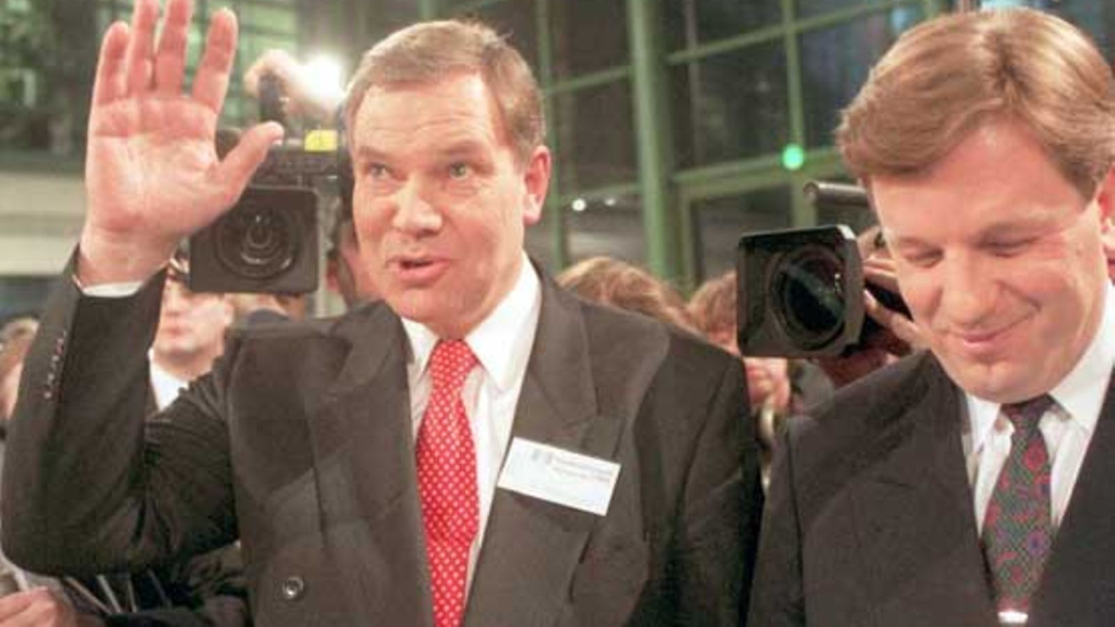 Paavo Lipponen ja Esko Aho vuonna 1995.