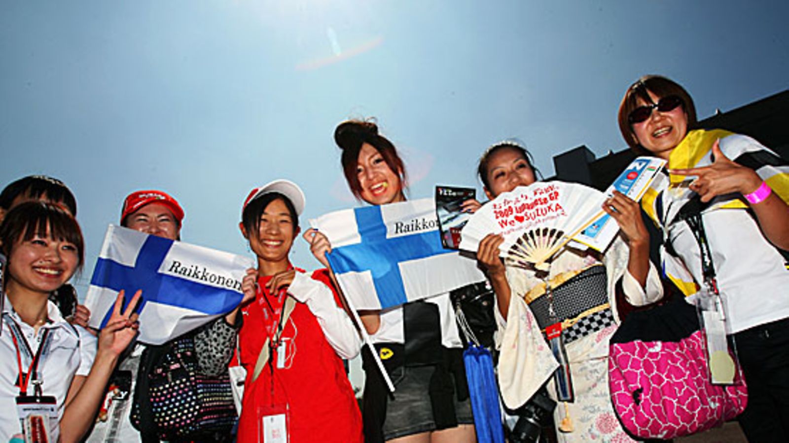 Kimi Räikkösen faneja Japanin GP:ssä. Kuva: Mark Thompson/GETTY.