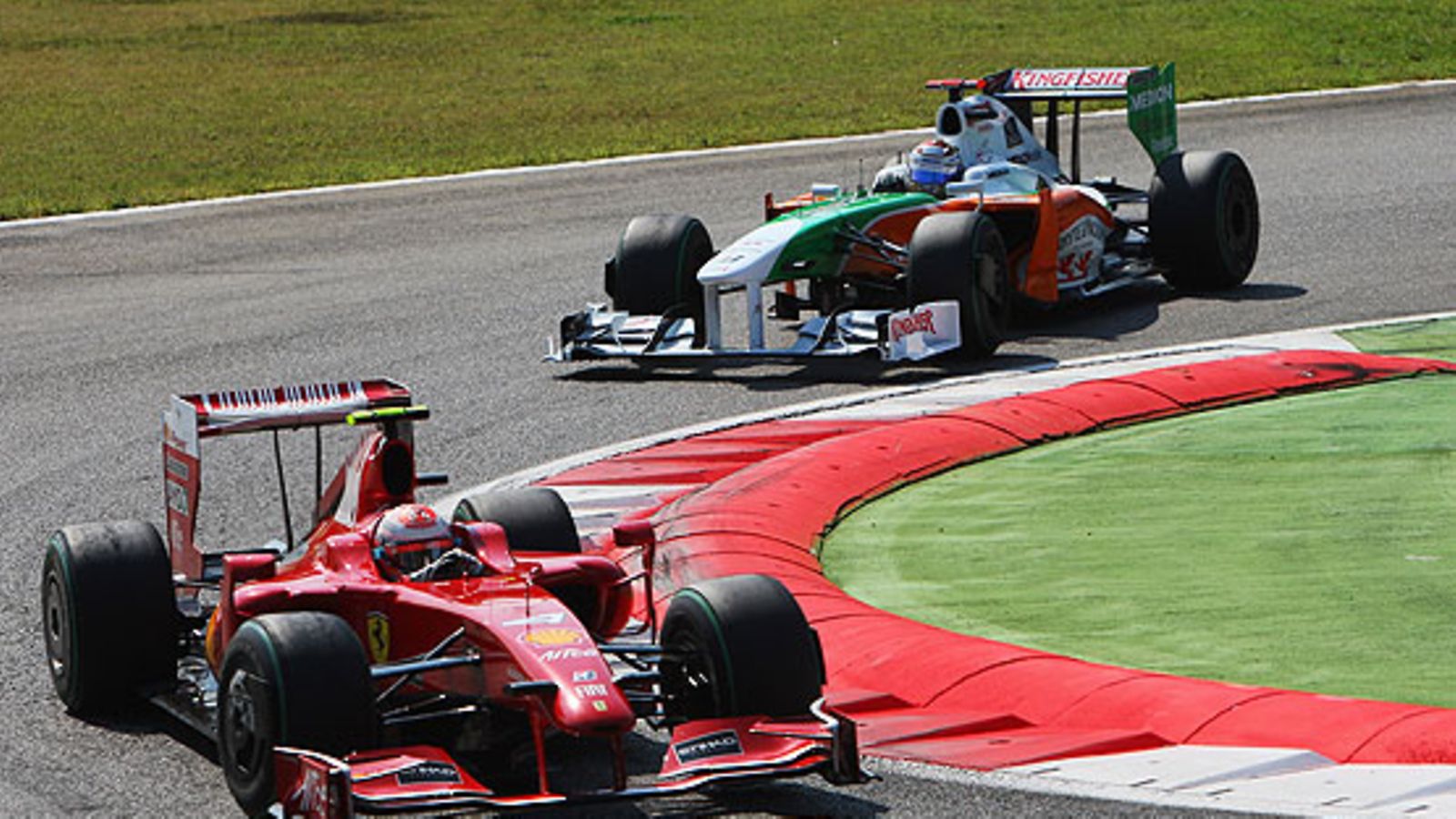 Kimi Räikkönen ja Adrian Sutil, Photo: Mark Thompson/Getty Images Sport