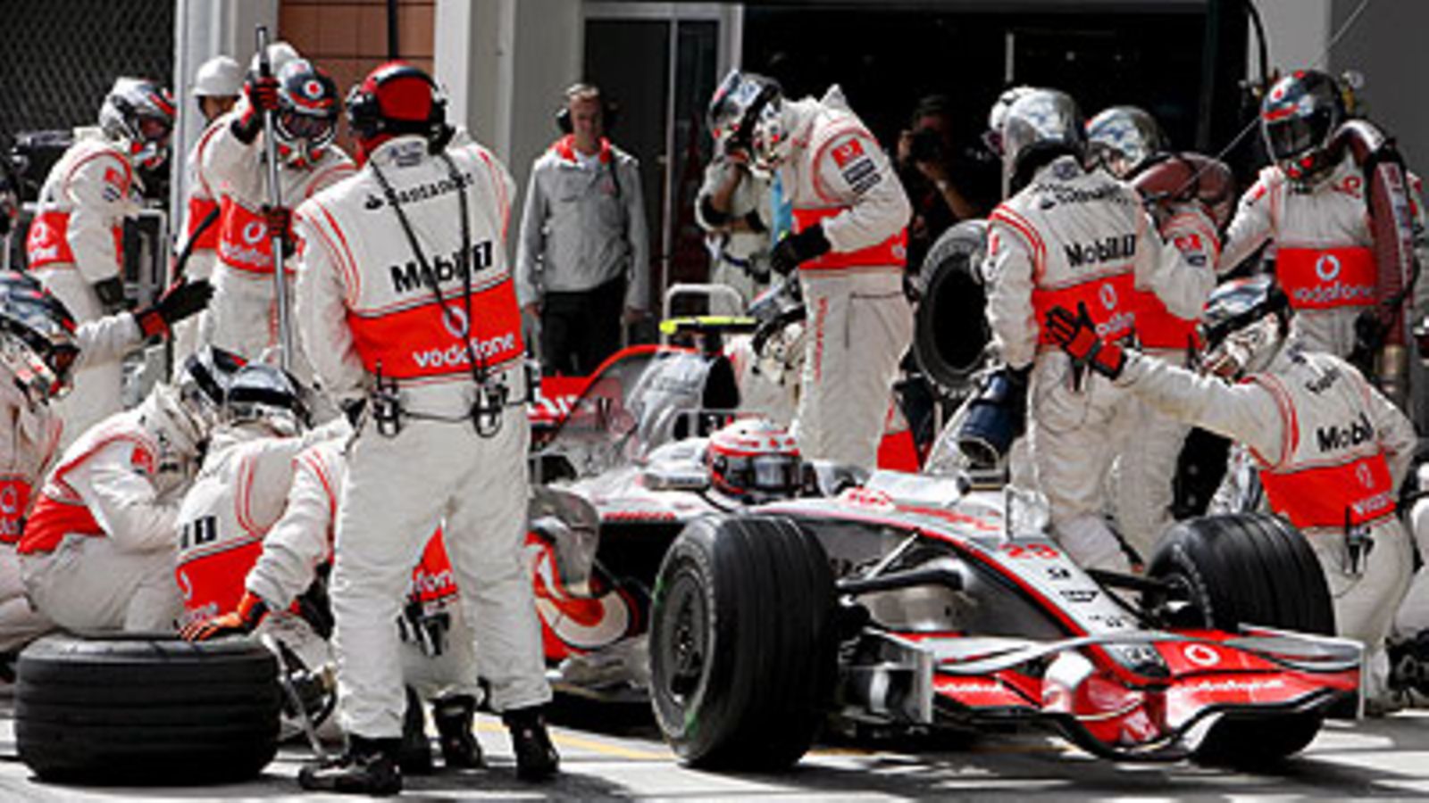 Heikki Kovalainen, kuva: EPA/TOLGA BOZOGLU