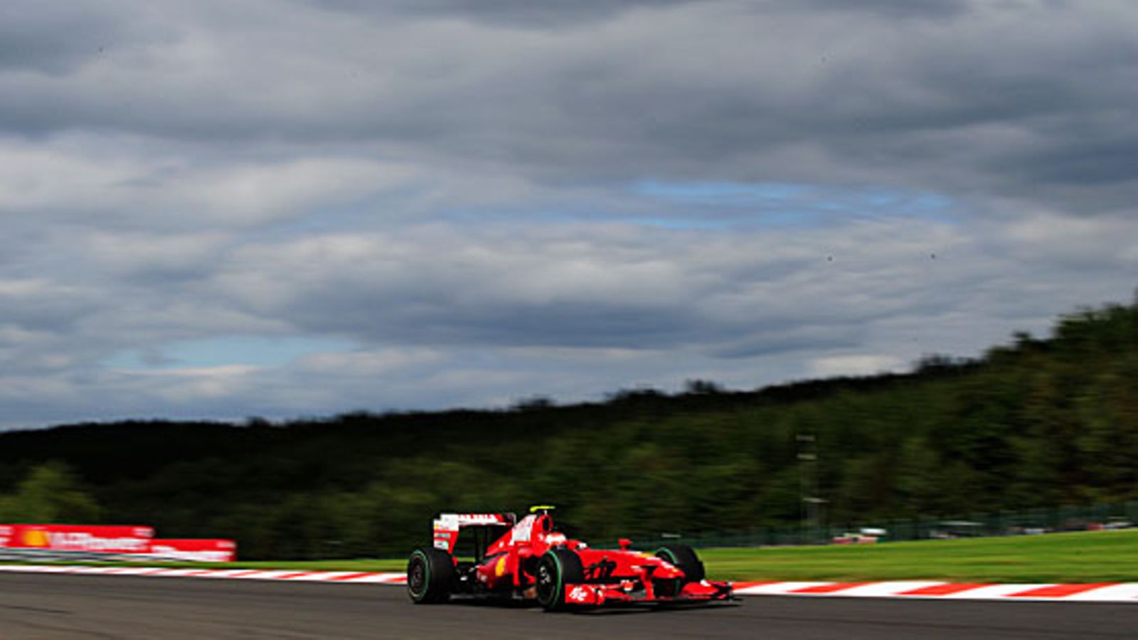 Kimi Räikkönen voitti Span osakilpailun, kuva: Mark Thompson/Getty Images