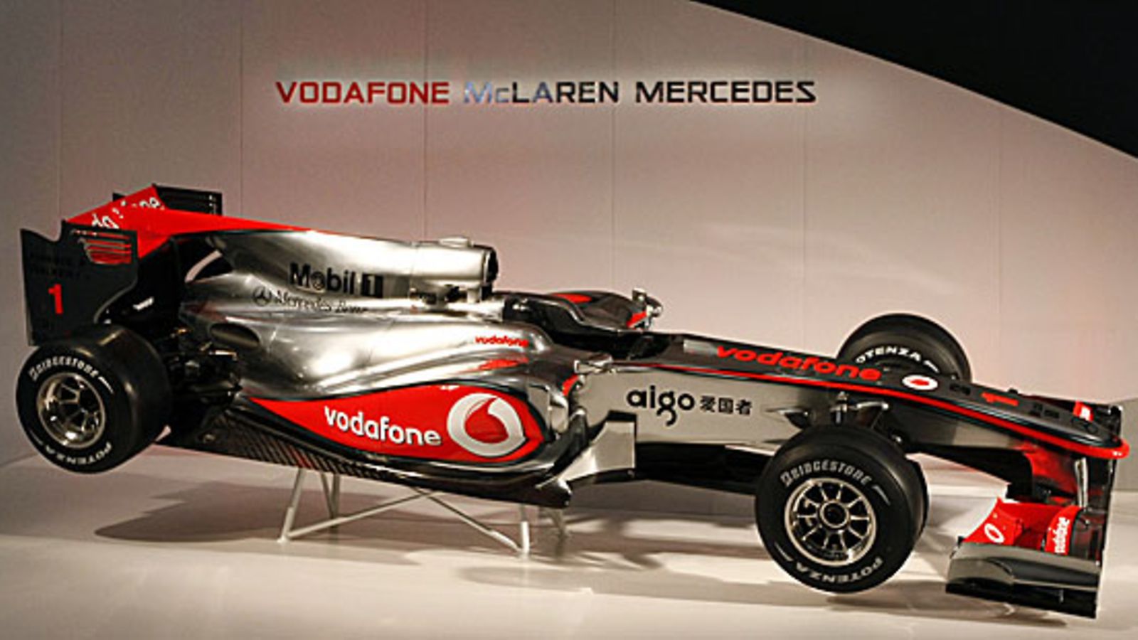McLaren MP4-25, kuva: EPA/CARL COURT