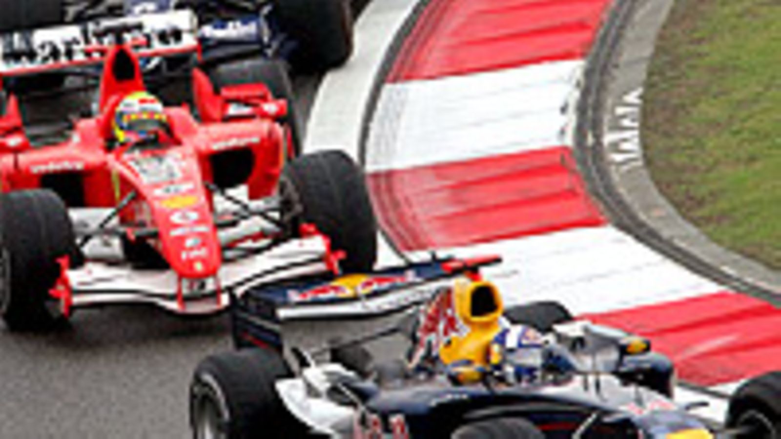 Felipe Massa ja David Coulthard (Kuva: GEPA pictures/ Mathias Kniepeiss)