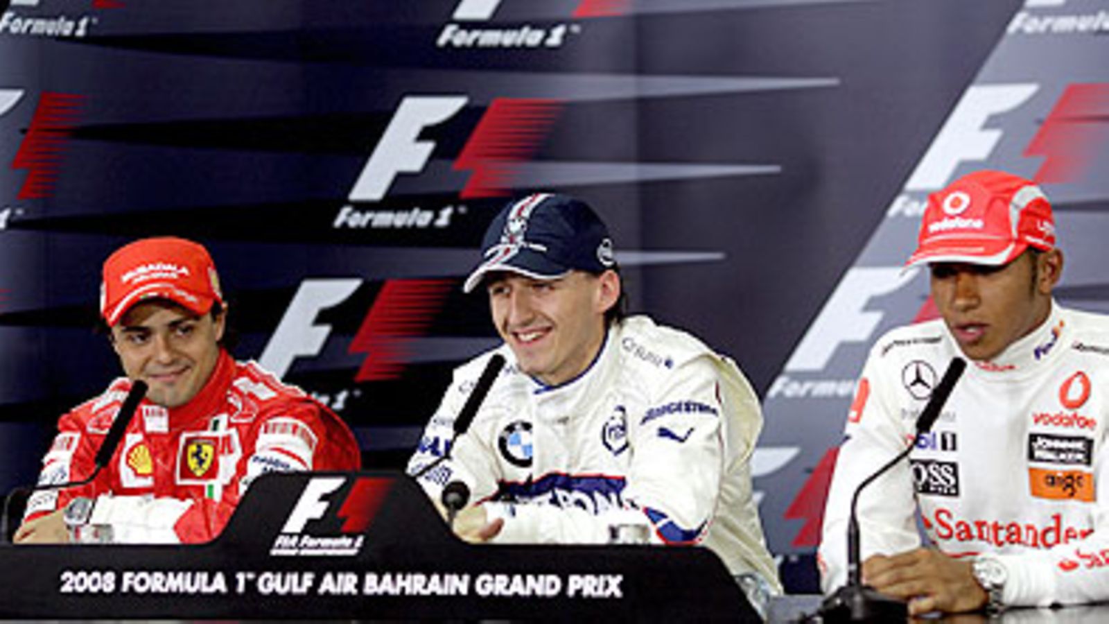 Felipe Massa, Robert Kubica ja Lewis Hamilton (Kuva: EPA/FELIX HEYDER)