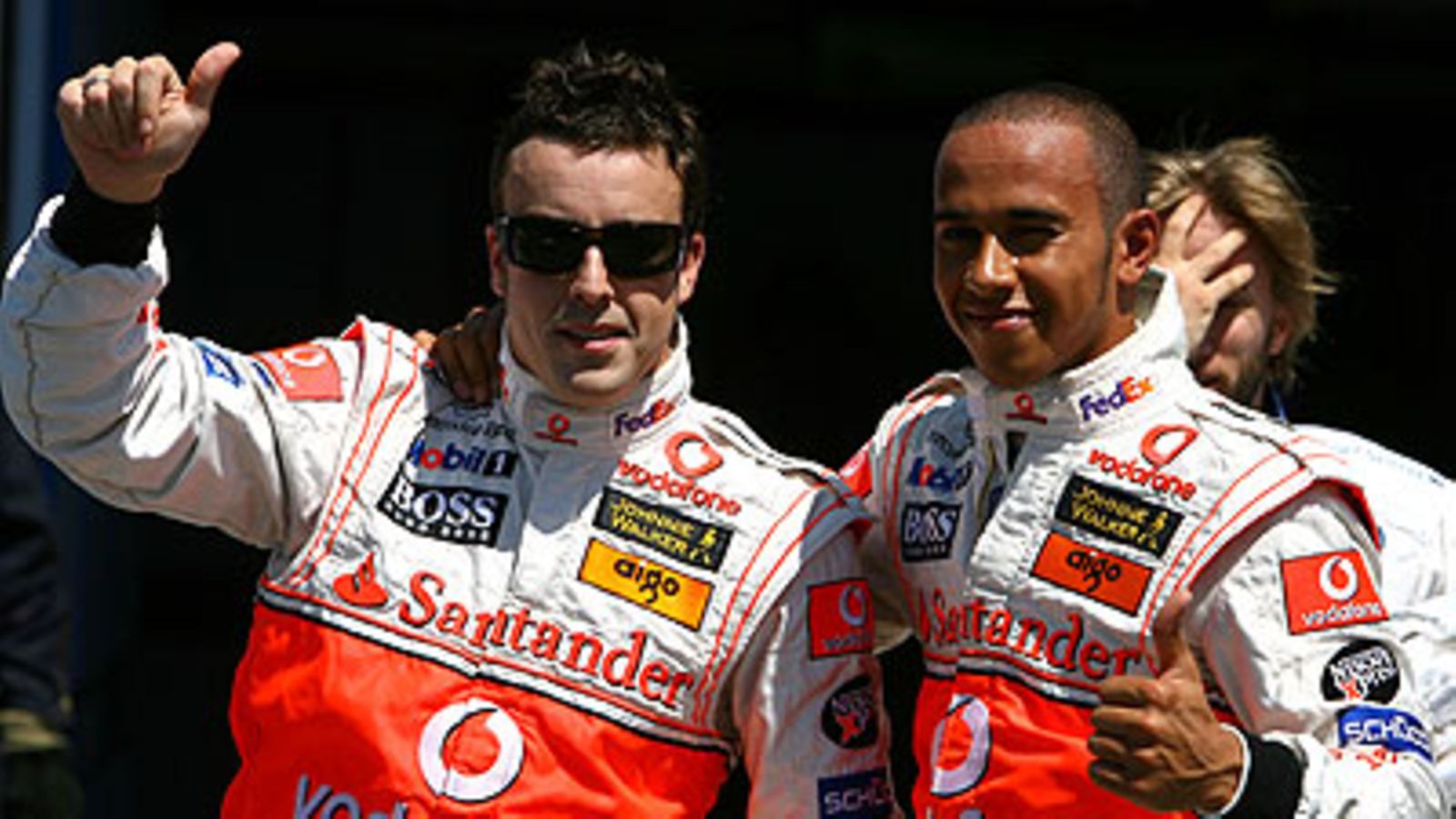 Fernando Alonso ja Lewis Hamilton, kuva:  Paul Gilham/Getty Images