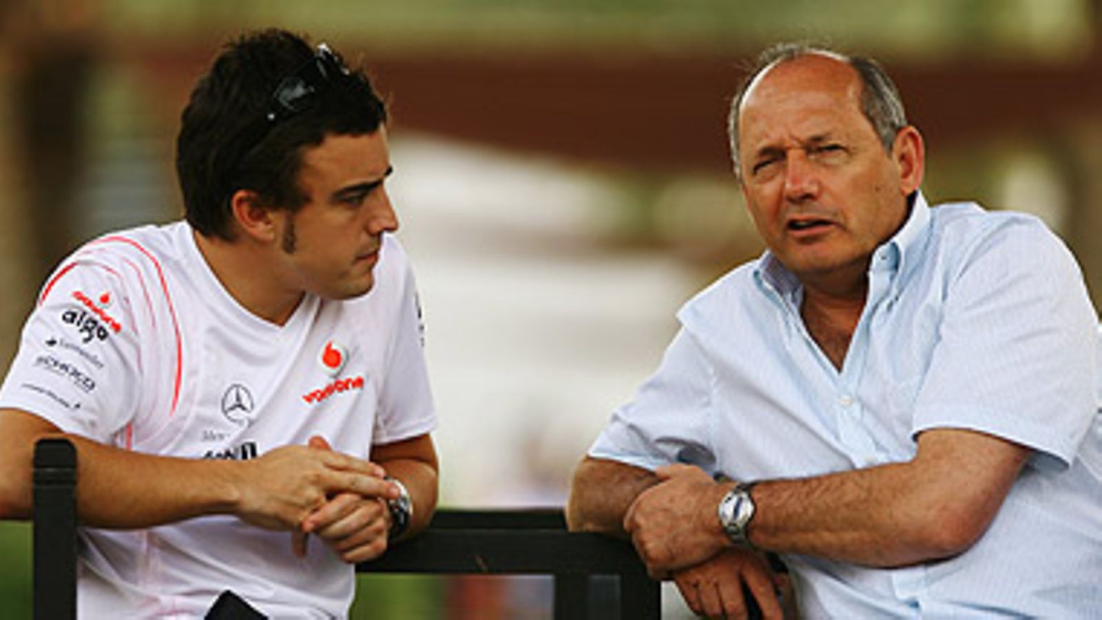 Fernando Alonso ja Ron Dennis, kuva: Paul Gilham/Getty Images