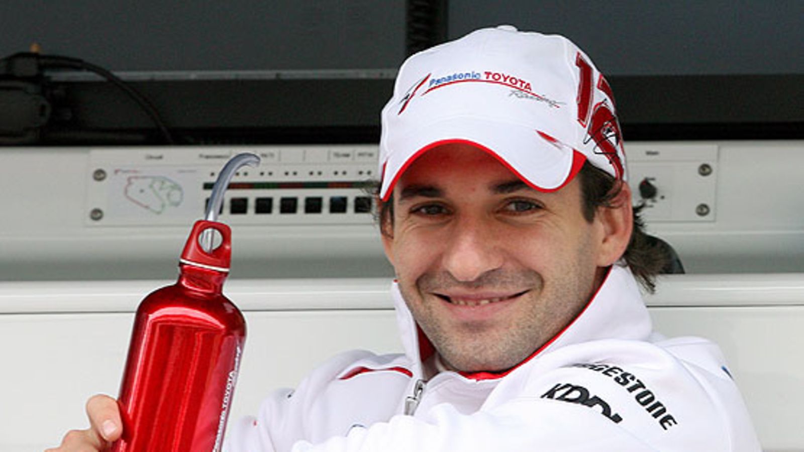 Timo Glock, kuva: EPA/ROLAND WEIHRAUCH