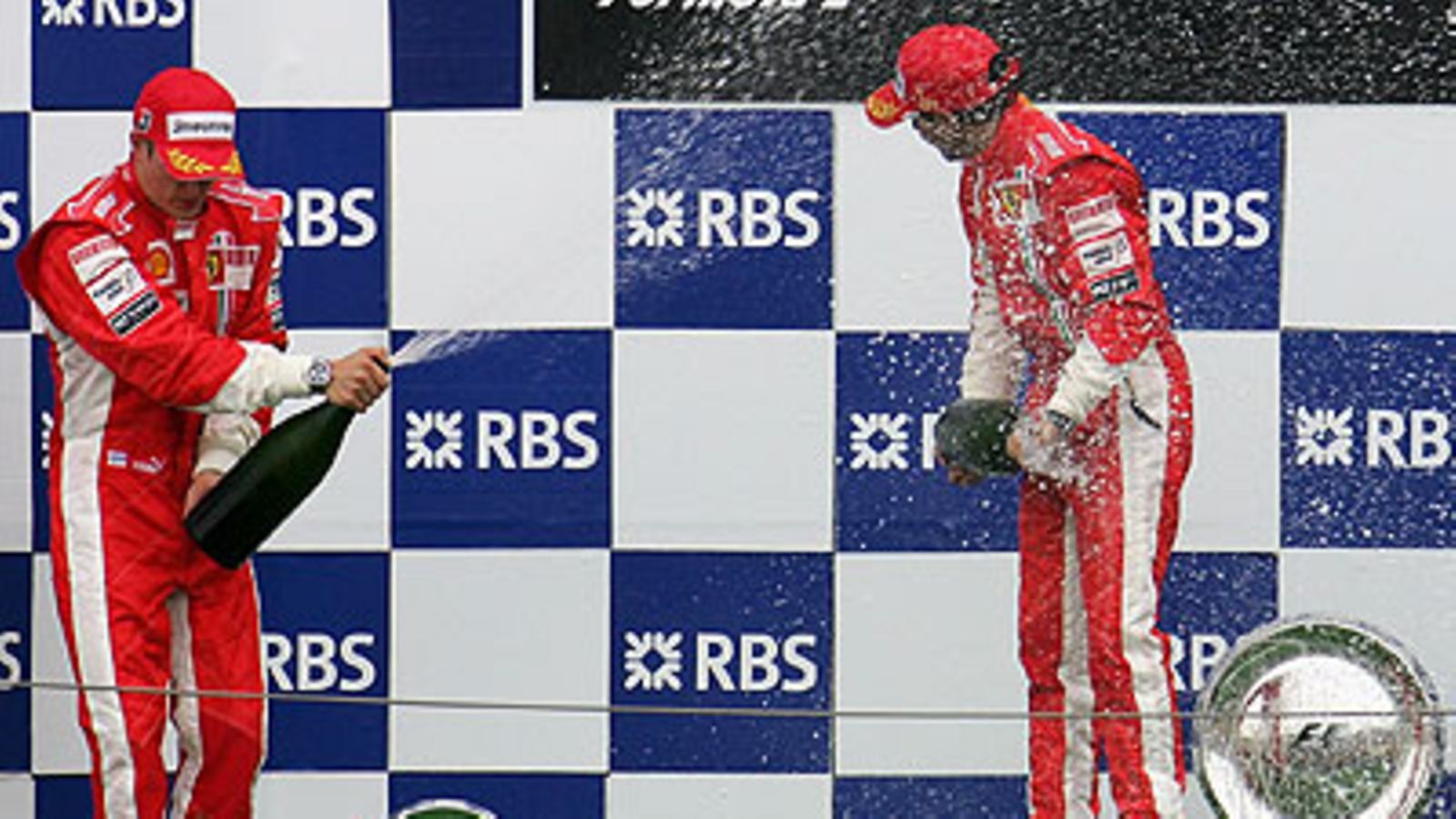 Kimi Räikkönen ja Felipe Massa, kuva: Vladimir Rys/Bongarts/Getty Images