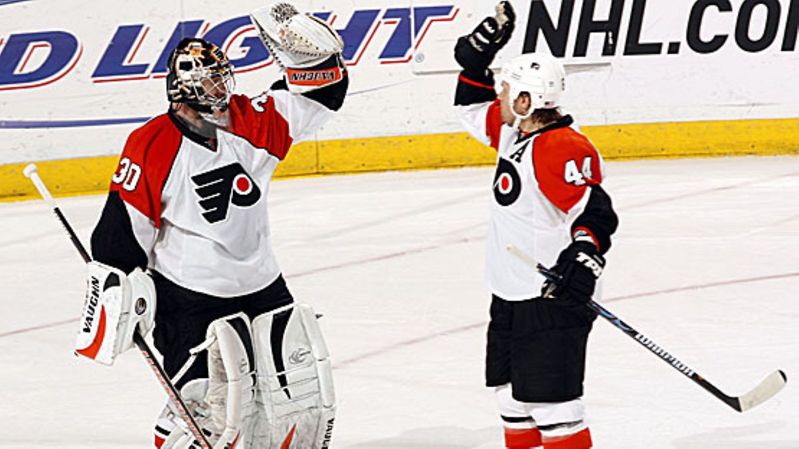 Antero Niittymäki ja Kimmo Timonen, kuva: Eliot J. Schechter/Getty Images