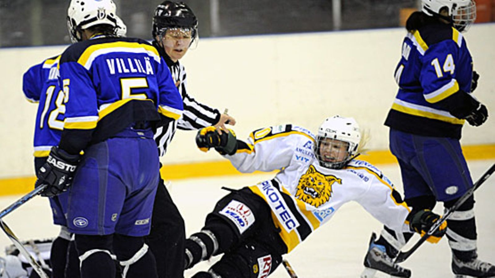 Blues - Ilves. Kuva: Heikki Saukkomaa/LEHTIKUVA.