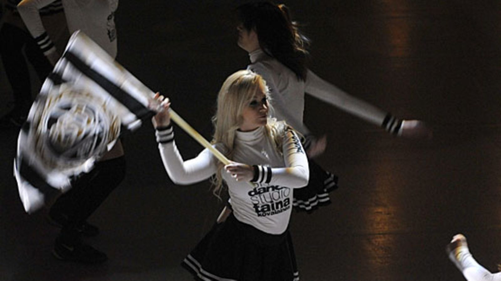 TPS-cheerleader, kuva:Lehtikuva/Jussi Nukari