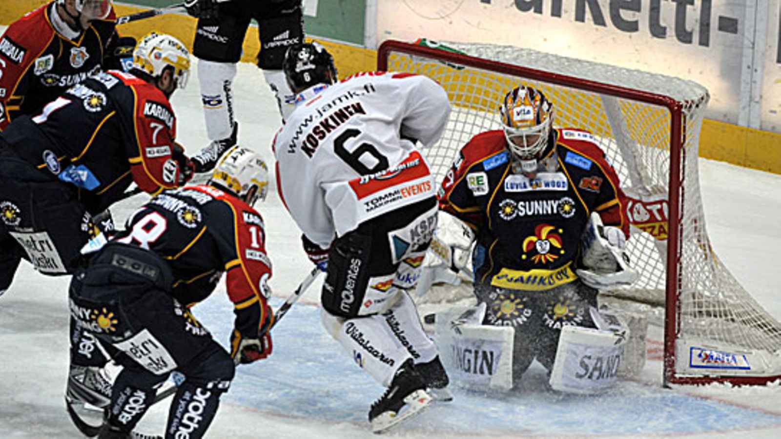 Kalle Koskinen, Juuso Riksman, kuva:Lehtikuva/Kimmo Mäntylä