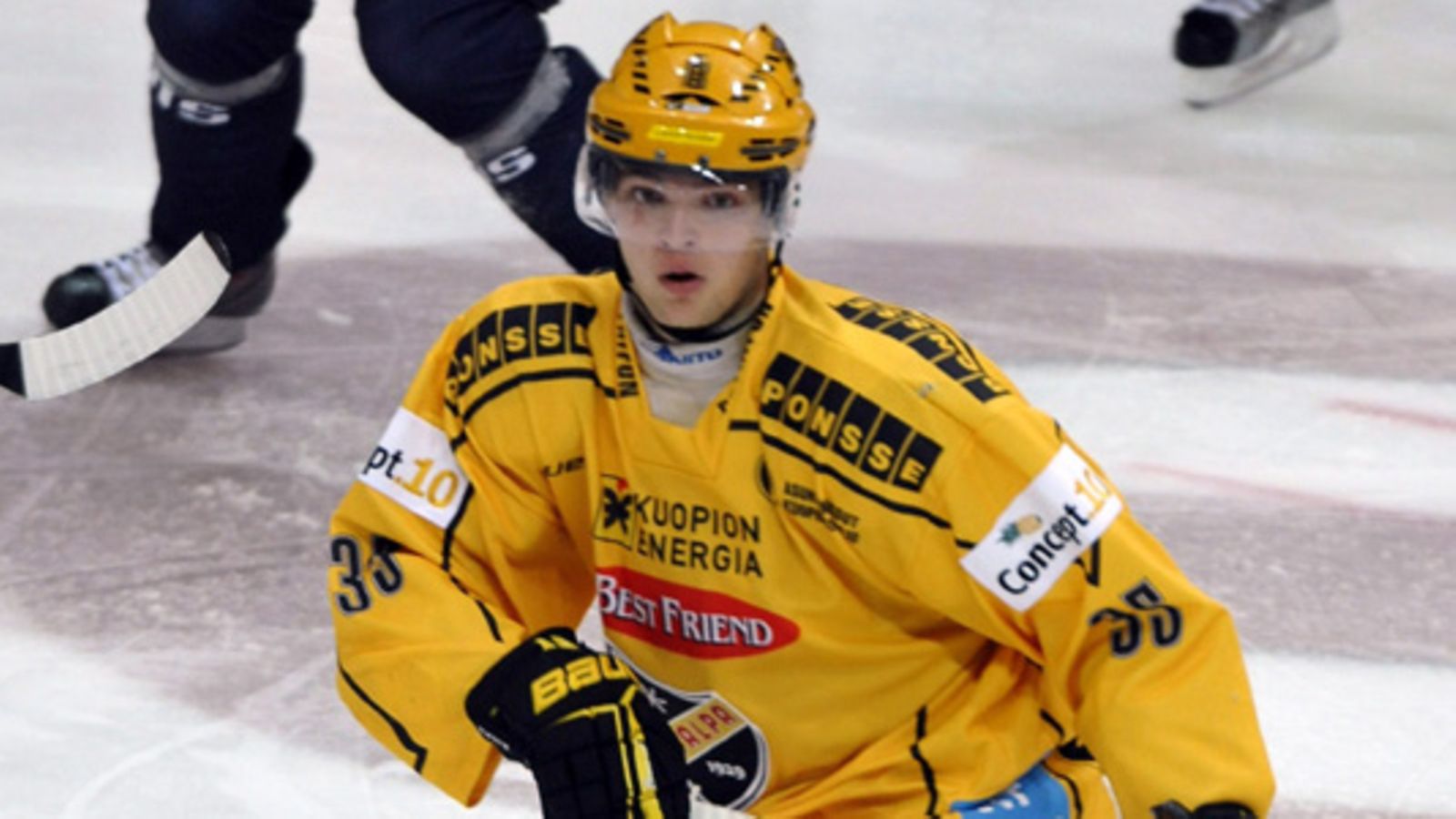 KalPan Teemu Hartikainen Helsingin Hartwall Areenalla SM-liigan ottelussa Helsingissä 2009. Kuva: Lehtikuva.