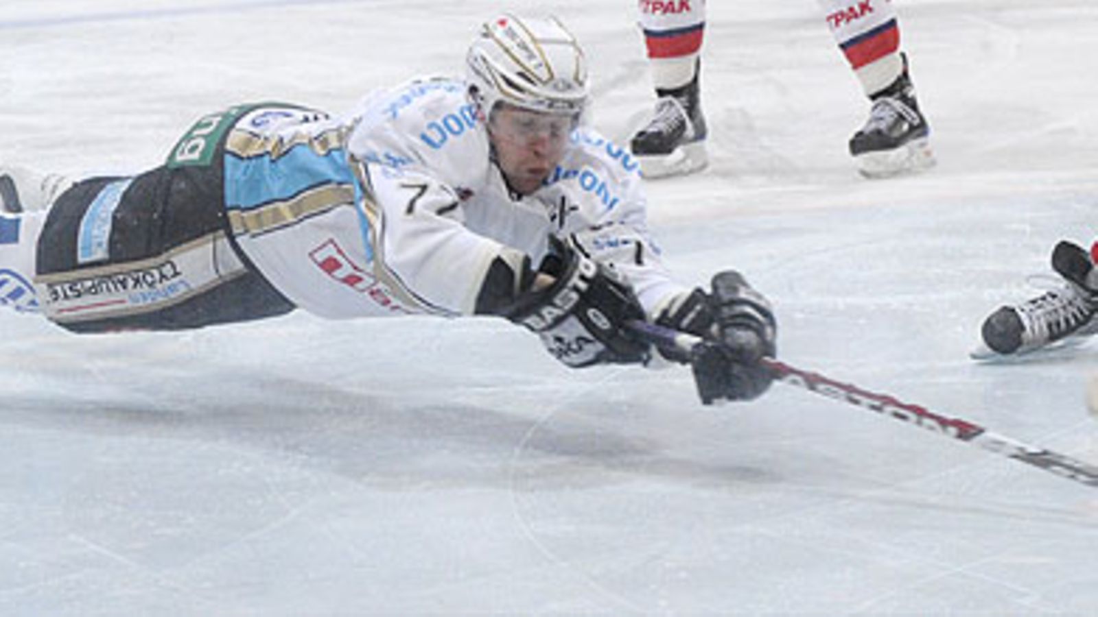 Pelicansin Leo Komarov, kuva: Antti Aimo-Koivisto  / Lehtikuva