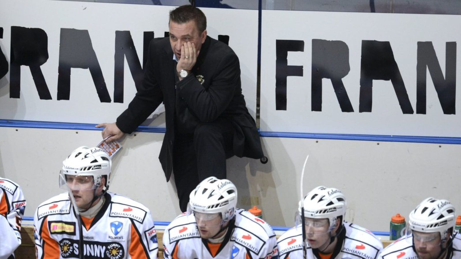 Ari-Pekka Selinin luotsaama HPK on nyt liiganelosena.