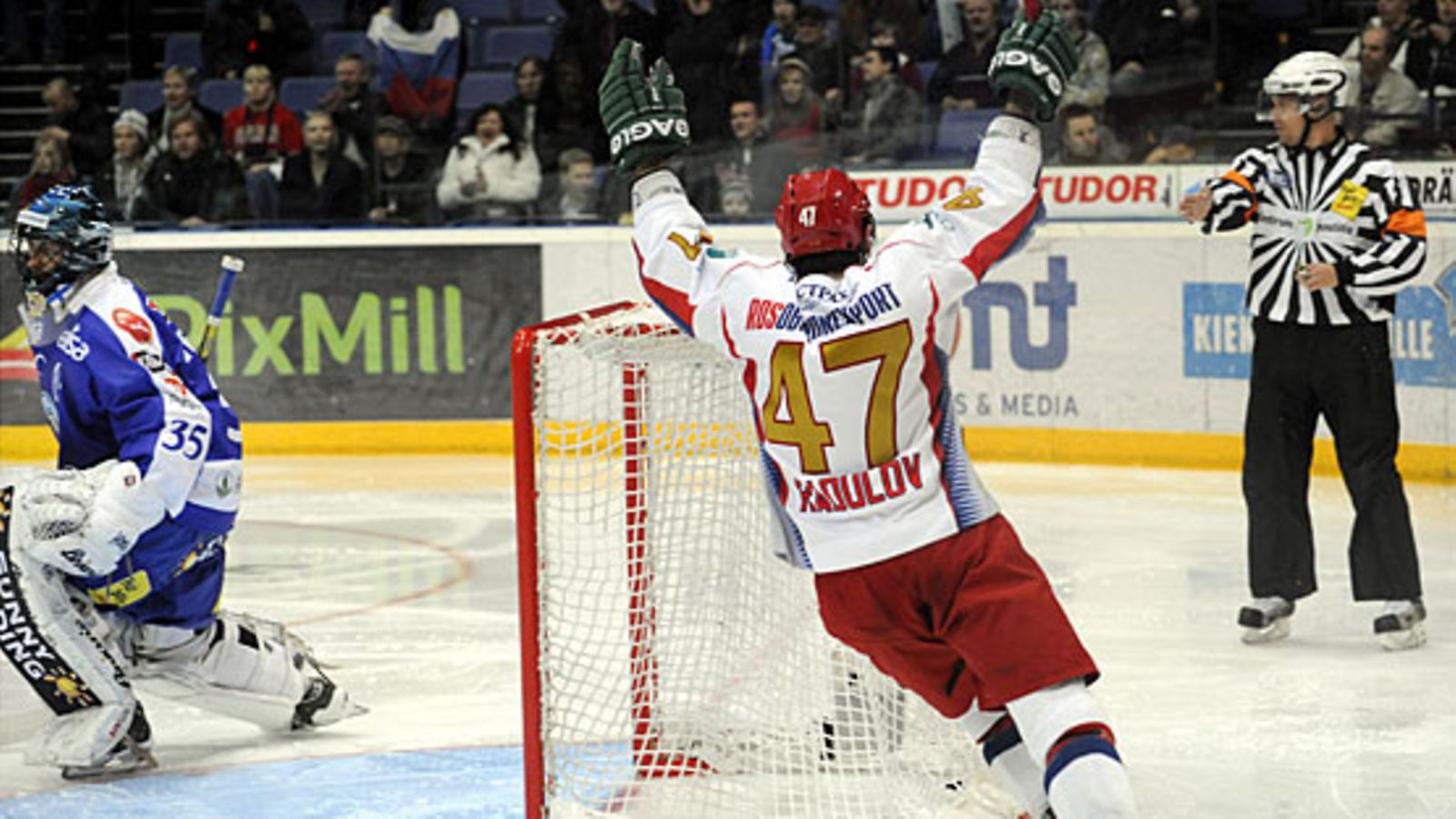 Petri Vehanen ja Aleksandr Radulov, kuva: Lehtikuva/Heikki Saukkomaa