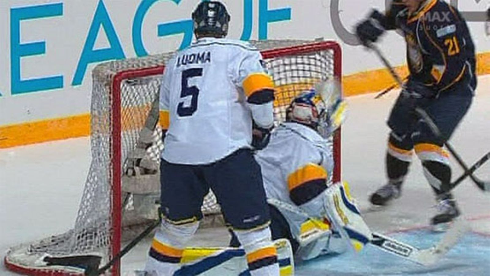 Blues-HV71, Sami Ryhäsen maali, kuva: MTV3