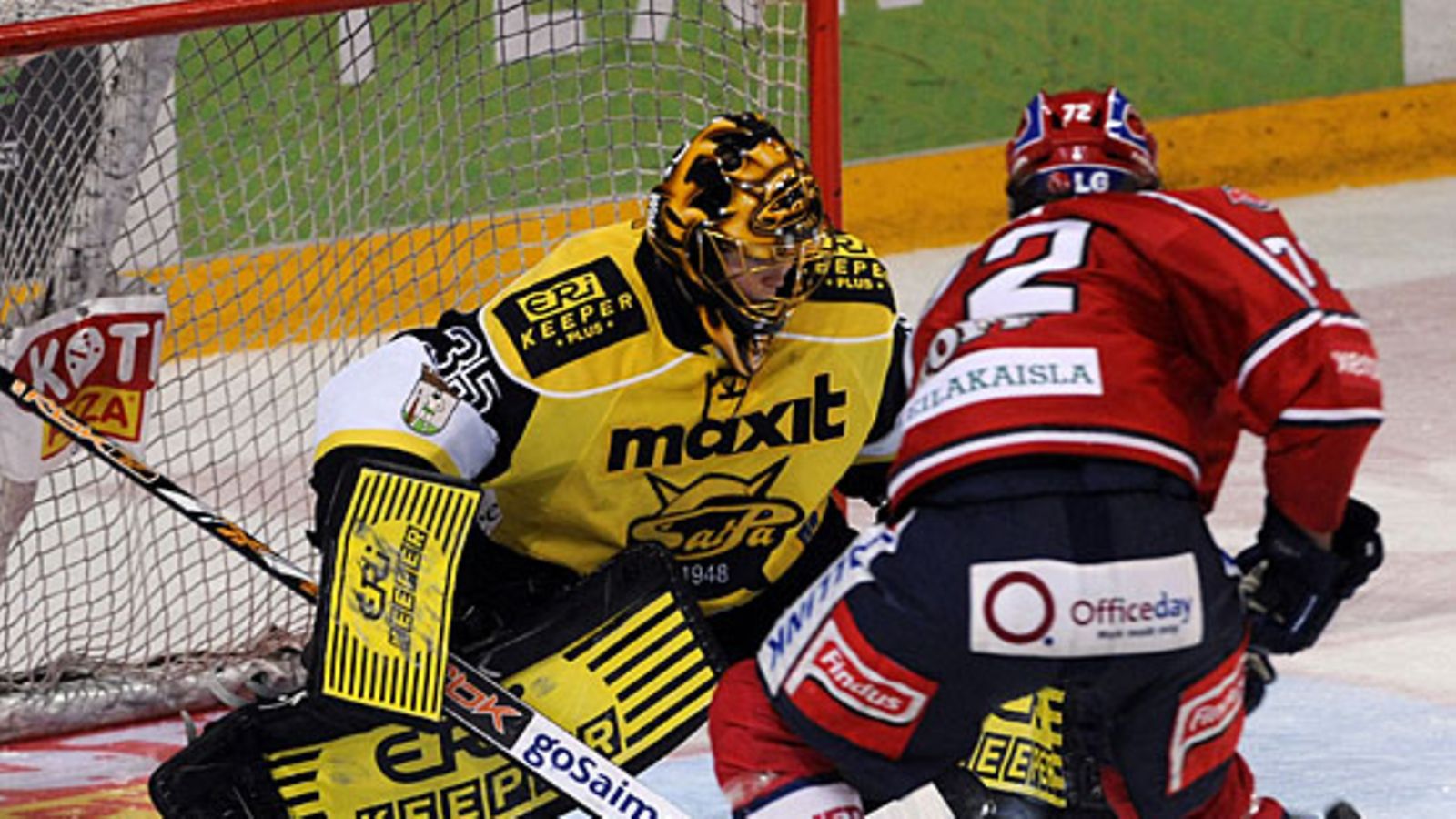 HIFK:n Siim Liivik ampuu HIFK:n maalin, kuva: Matti Björkman / Lehtikuva