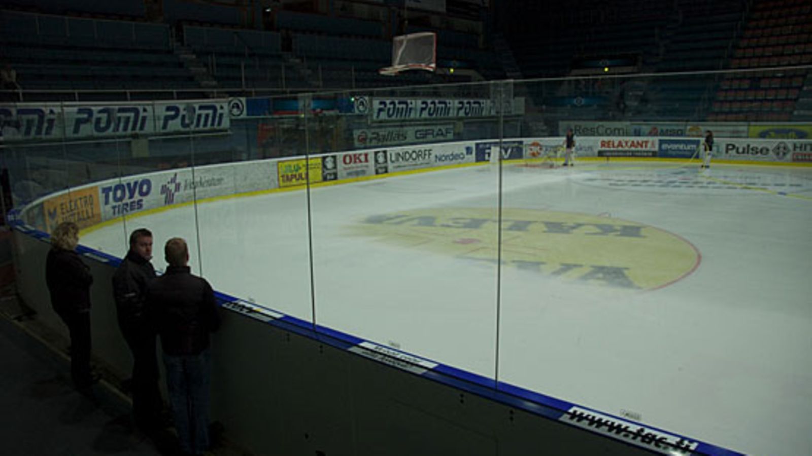 Oulun jäähalli saa CHL-ilmeen 2008, kuva: Ari Kettunen