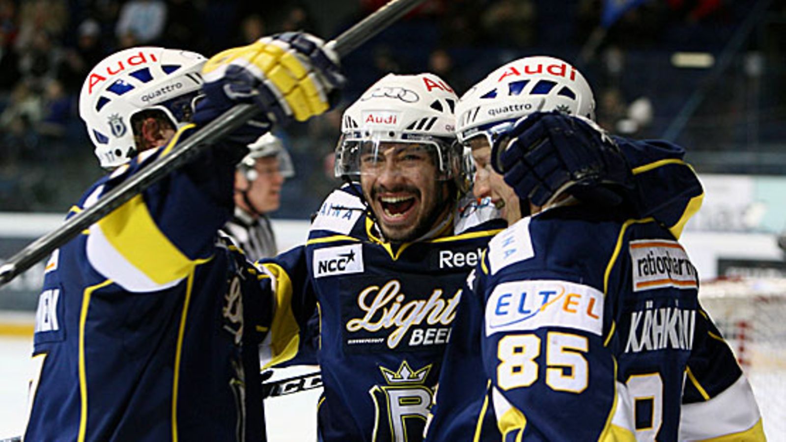 Blues juhlii maalia. Kuva: Matti Raivio/LEHTIKUVA.