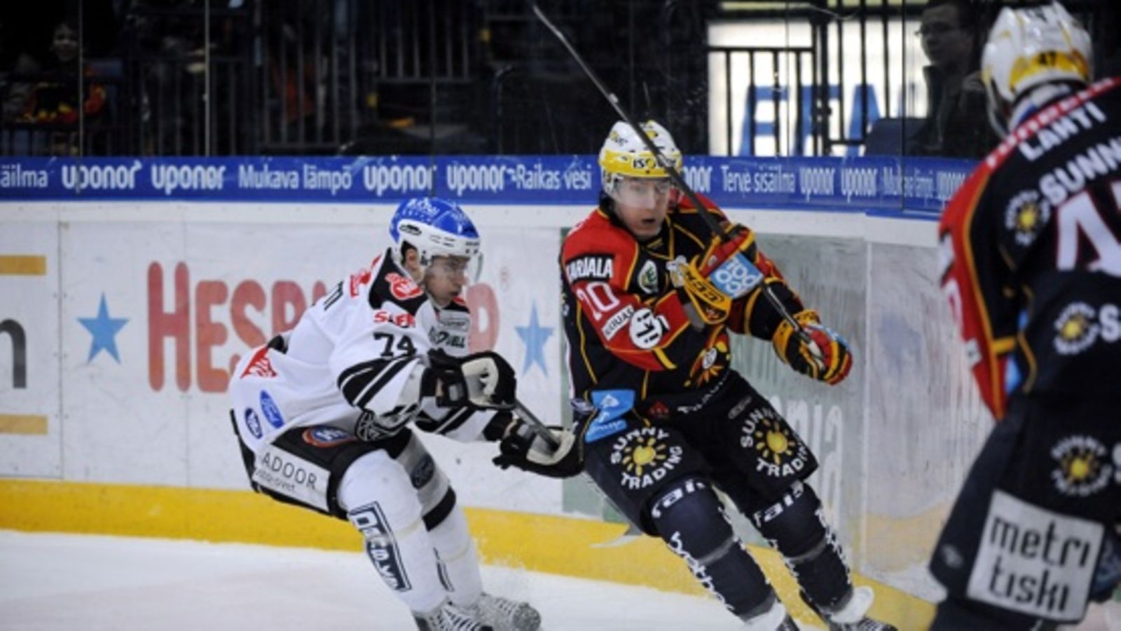 Antti Erkinjuntti, TPS, ja Simo Mälkiä, Jokerit.