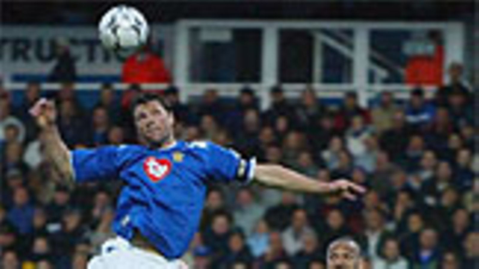 Englannin valioliiga 2004, Portsmouth-Arsenal,kuva: Mike Hewitt
