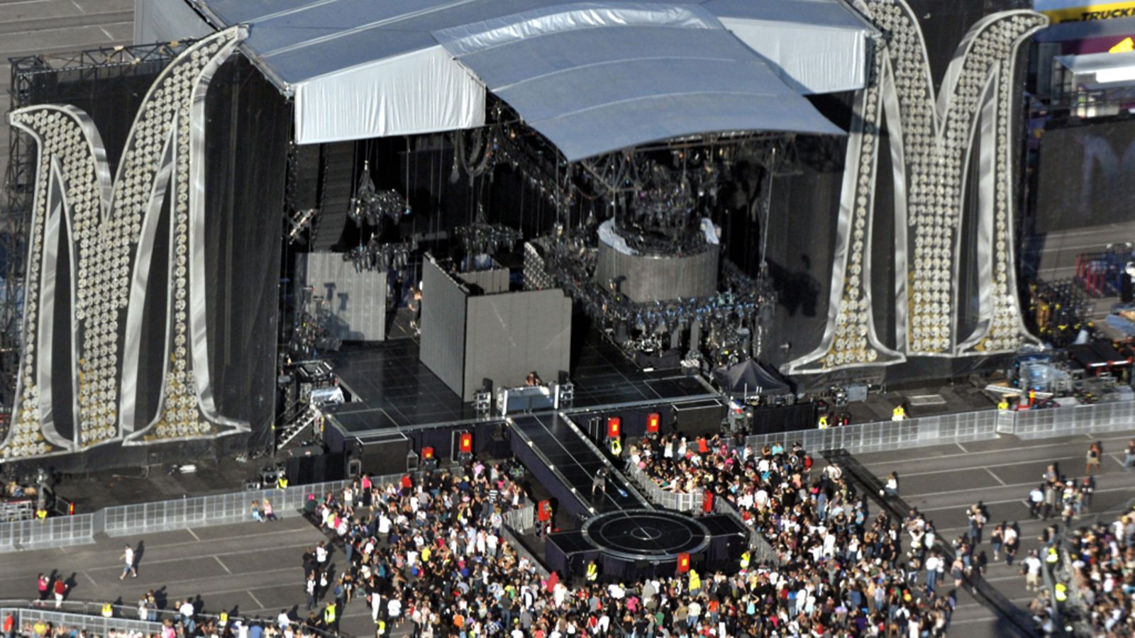 Madonna konsertoi Helsingin Jätkäsaaressa 6. elokuuta 2009.