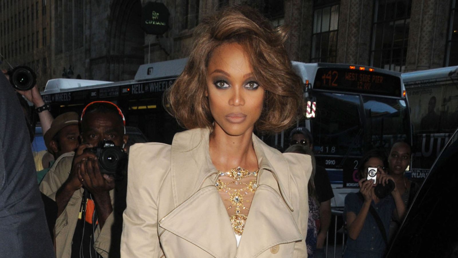 Tyra Banks on yksi maailman parhaiten tienaavista huippumalleista.