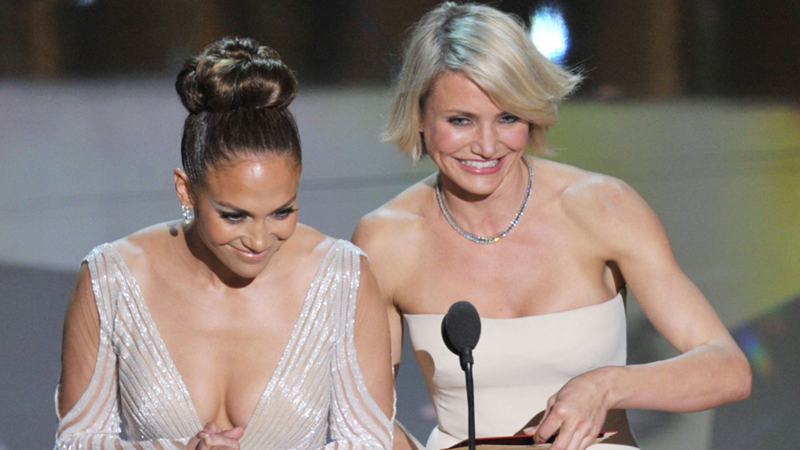 Jennifer Lopez ja Cameron Diaz Oscar-huumassa.