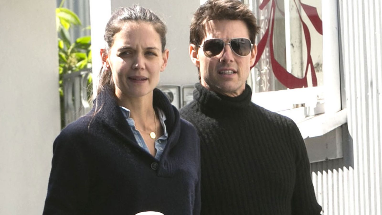 Katie Holmes ja Tom Cruise kuvattiin Reykjavikissa, Islannissa 16. kesäkuuta.