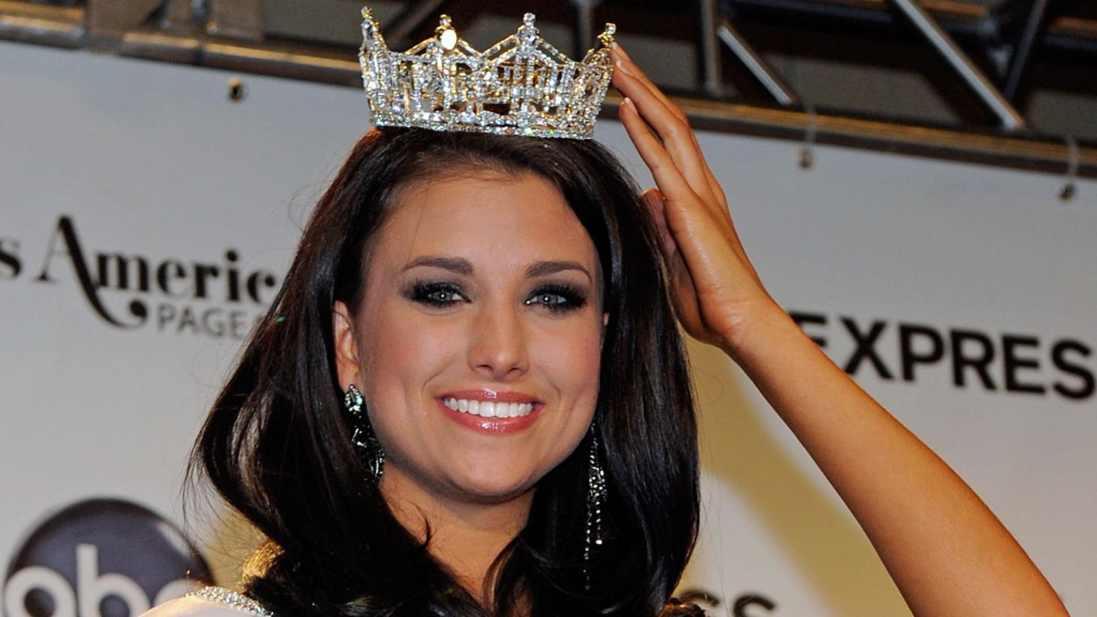 Miss America 2012  Laura Kaeppeler saapuu Suomeen.