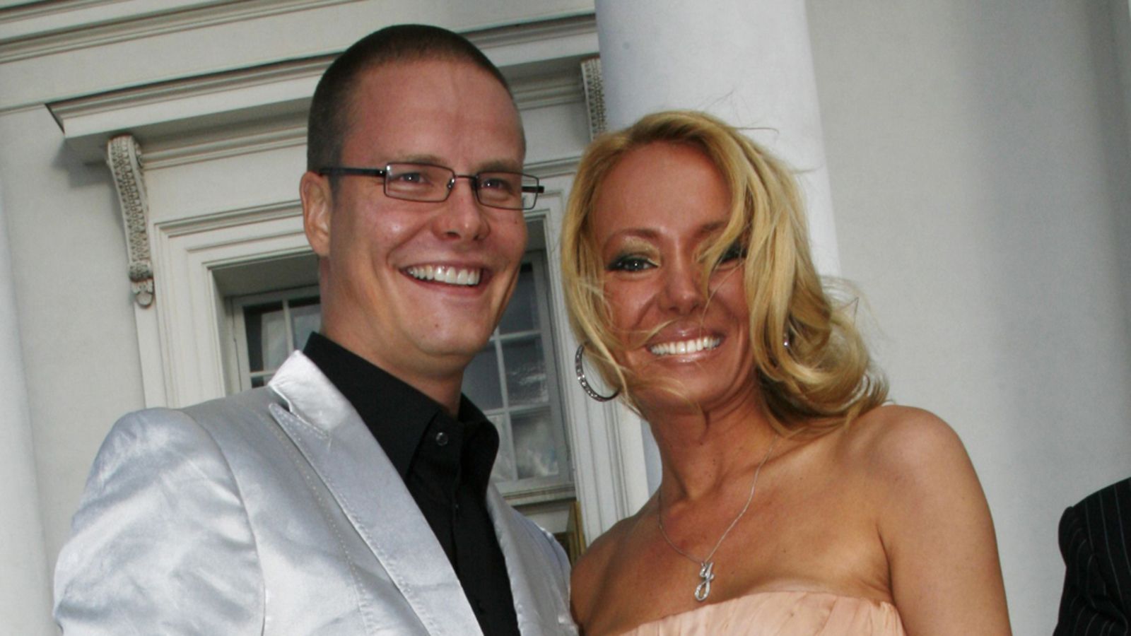 Ville Keskinen ja Jenni Ahola vuonna 2008.