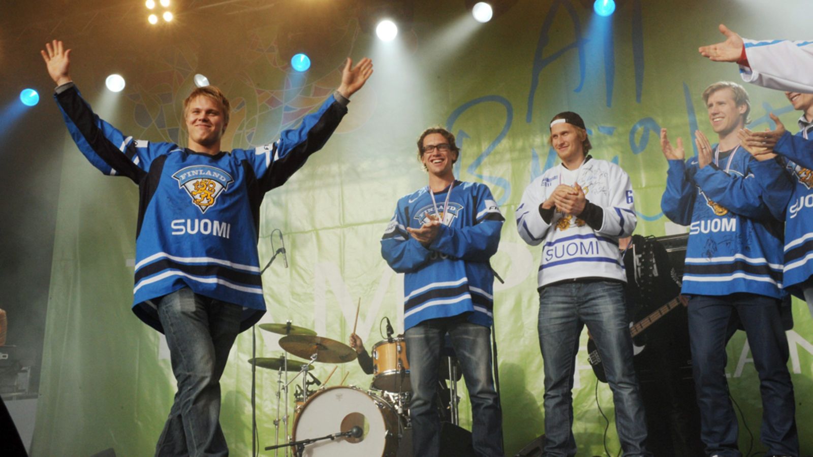 Mikael Granlund, Sami Lepistö, Niko Hovinen ja Topi Jaakola
