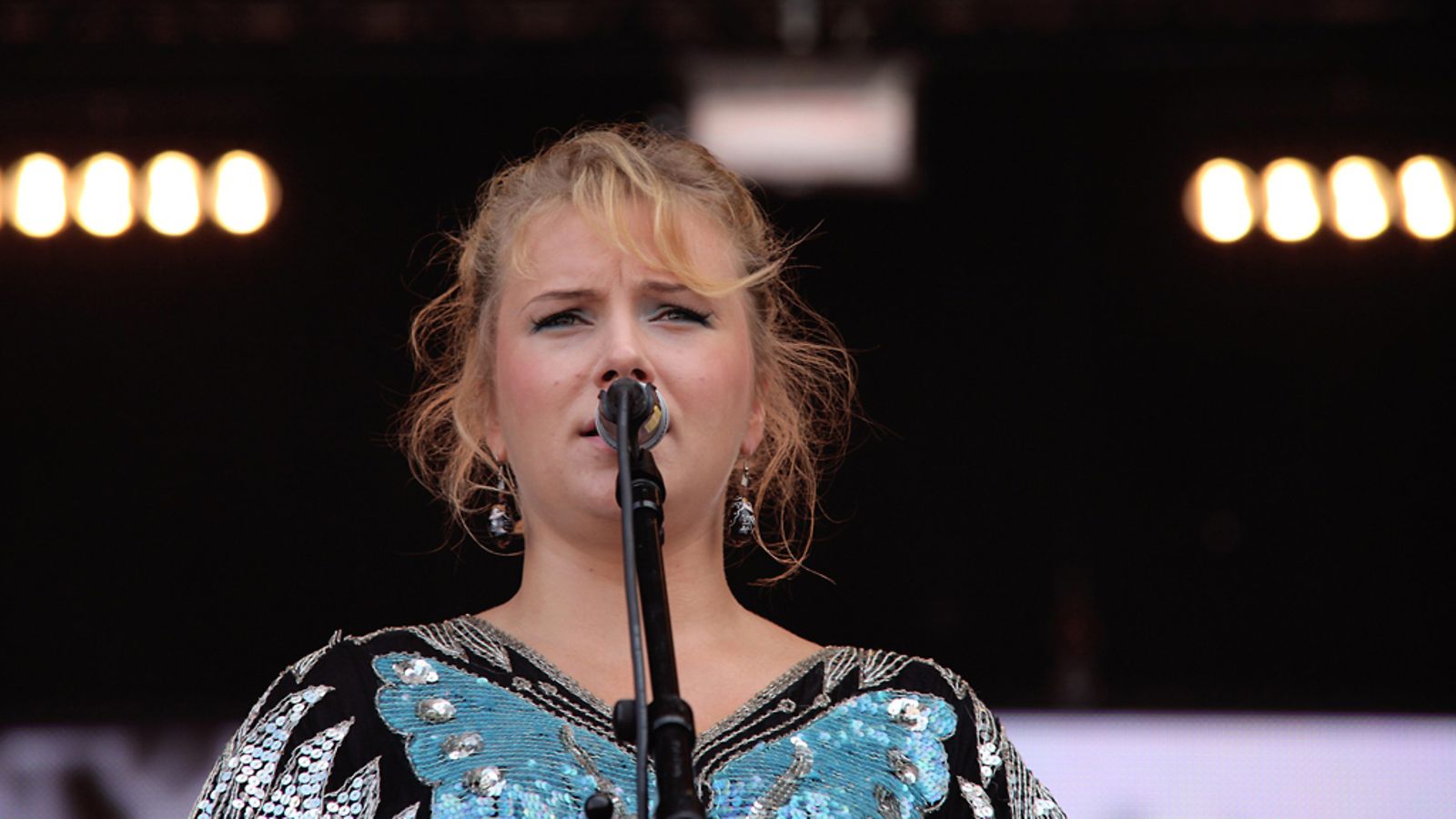 Yona on yksi Tangolaulukilpailun finalisteista.
