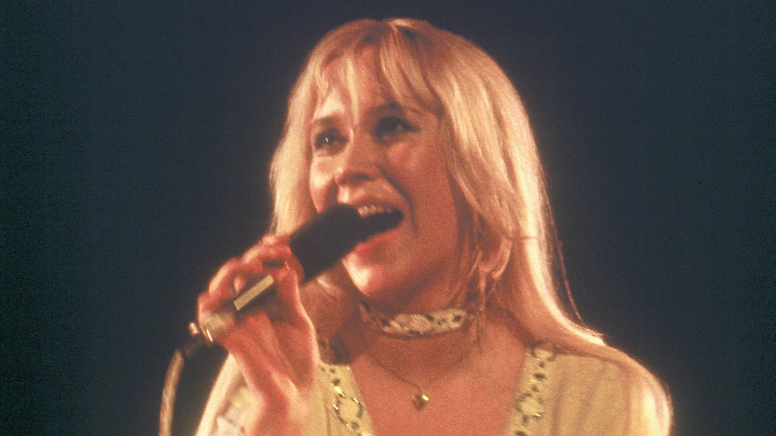 Agnetha Helsingin Hesperia-yökerhossa vuonna 1975.