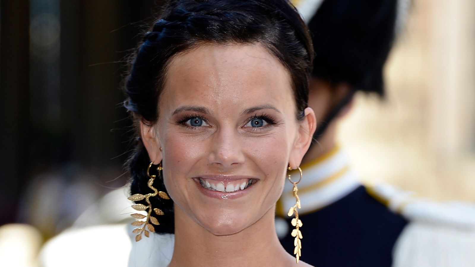 Sofia Hellqvist Madeleinen ja Chrisin häissä.