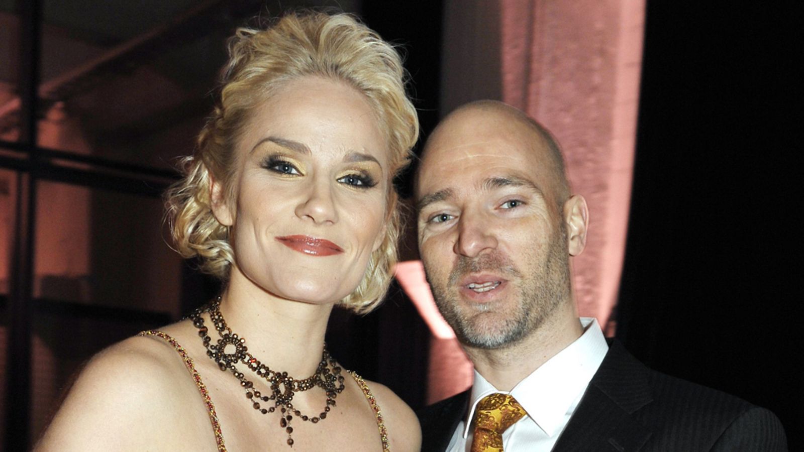 Laura Malmivaara ja Aku Louhimies Jussi-gaalassa helmikuussa helmikuussa 2009.
