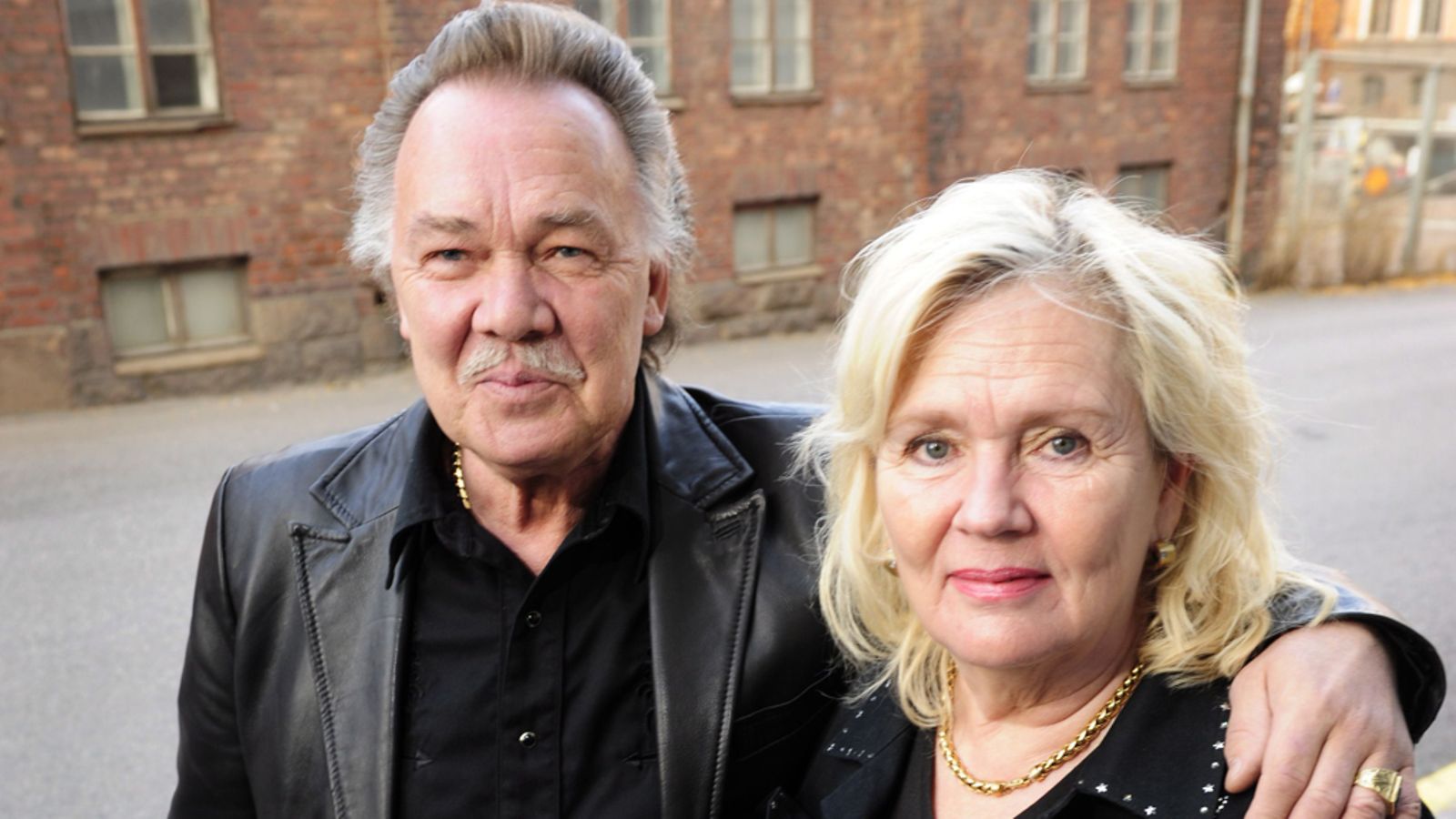 Kari Tapio ja Pia Viheriävaara olivat naimisissa 41 vuotta.