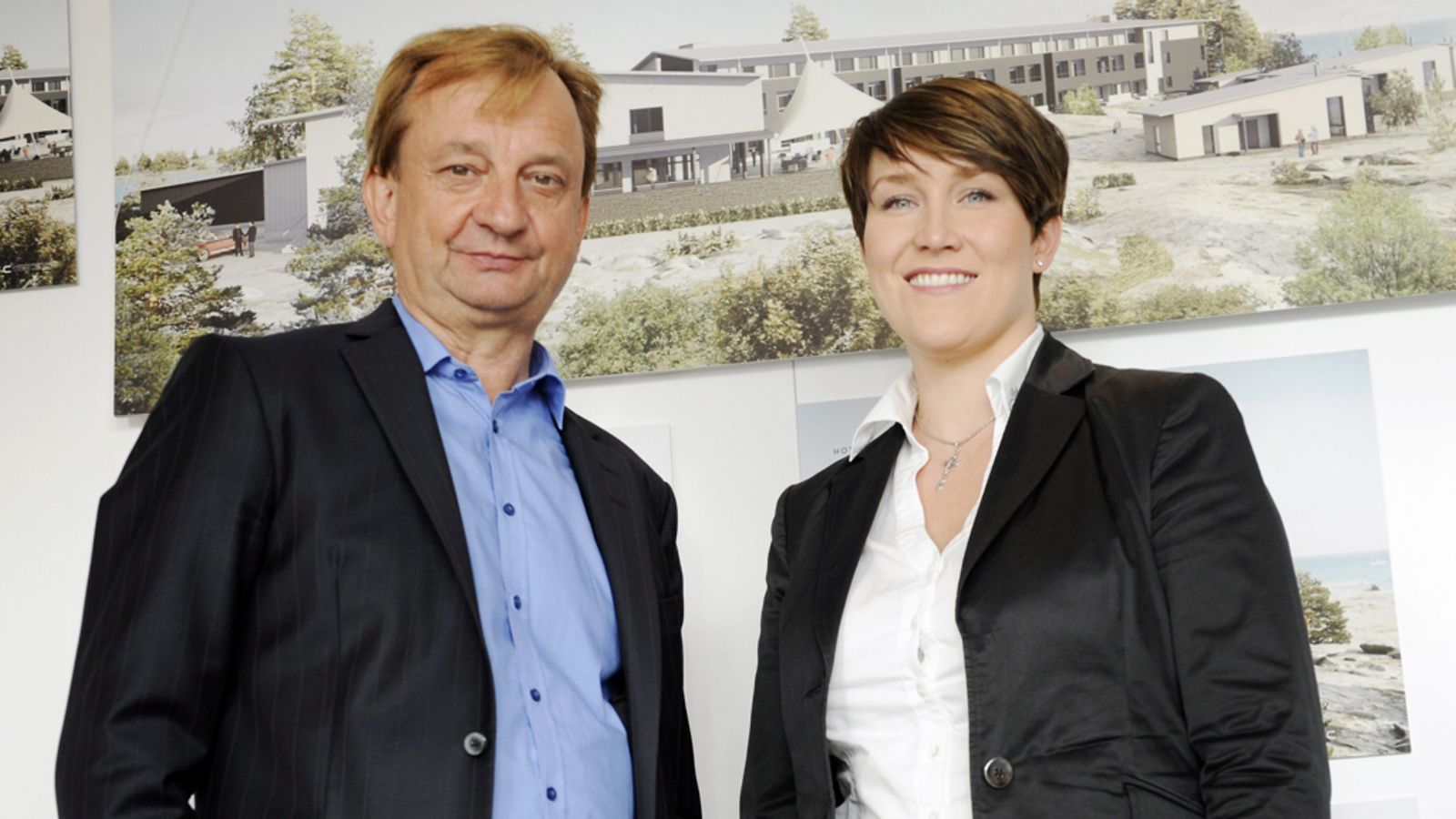 Hjallis Harkimo ja Diili-voittaja 2010 Mira Kasslin.