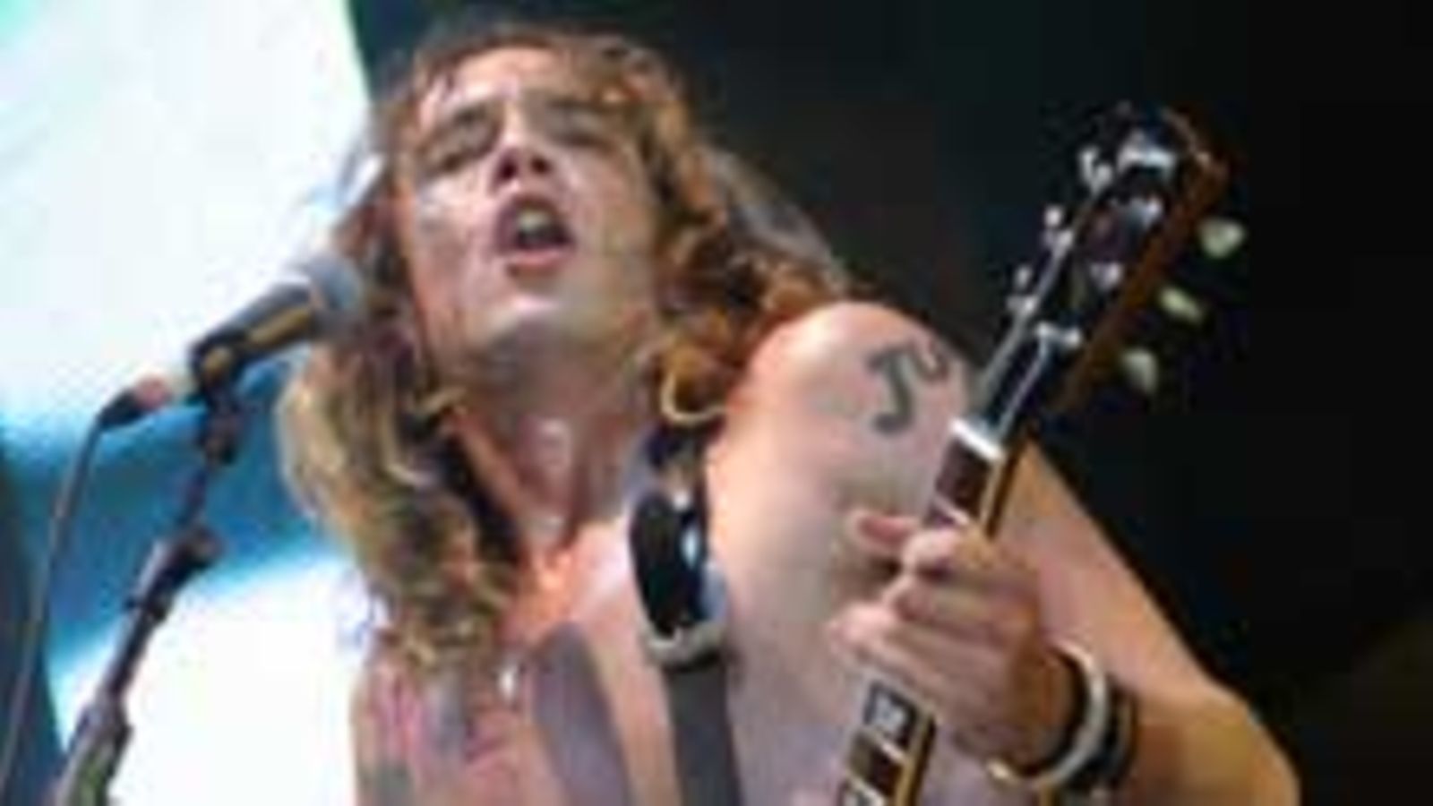 Justin Hawkins, Darknessin laulaja