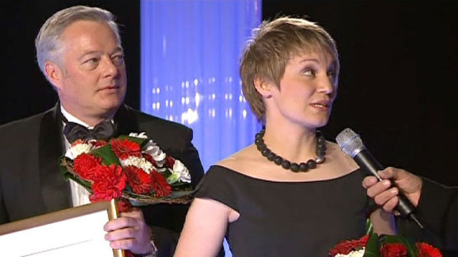 MTV3:n toimittaja Petri Saraste ja YLEn toimitaja Katri Makkonen.