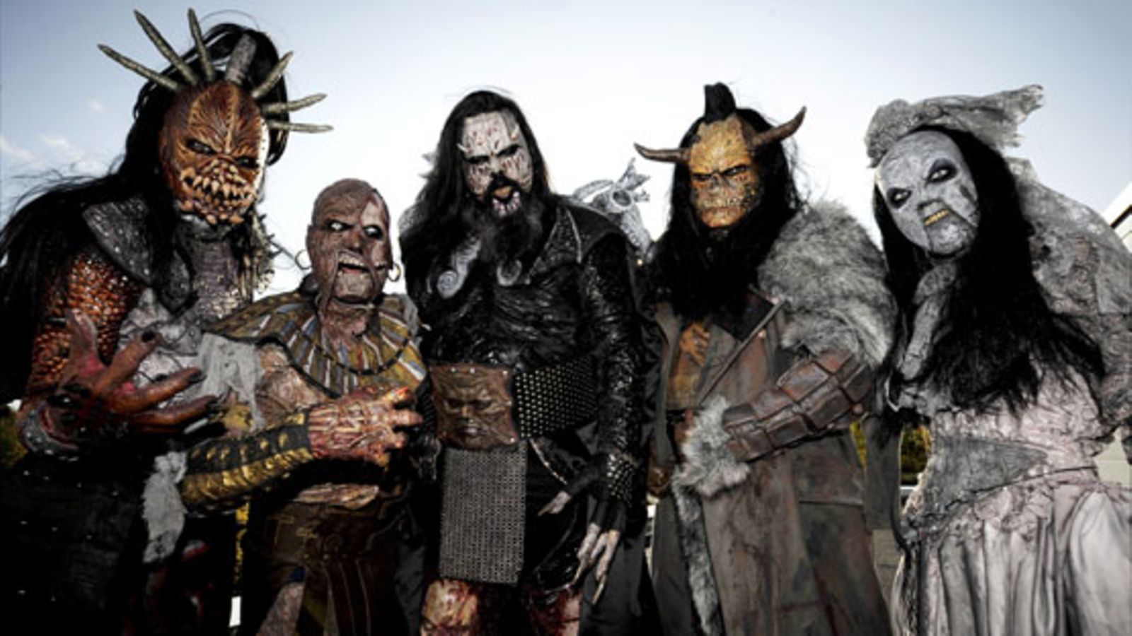 Lordin jäsenet. Keskellä Mr. Lordi. (Kuva: Antti Aimo-Koivisto/Lehtikuva)
