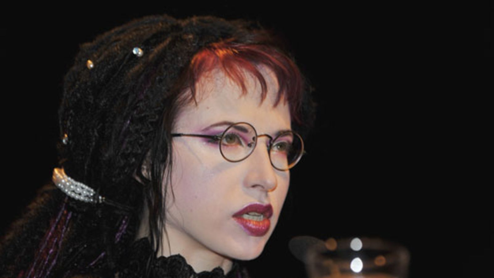 Sofi Oksanen (Kuva: Matti Björkman/lehtikuva)