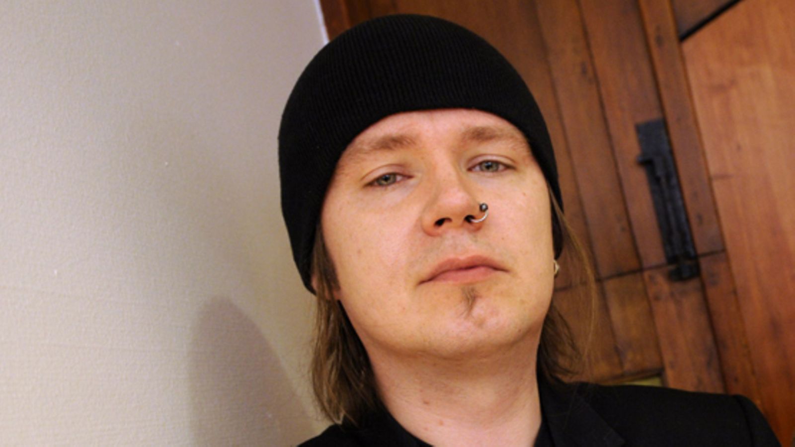 Happoradion Aki Tykki joutuu ottamaan antibioottia suoraan suoneen kahdeksan tunnin välein.