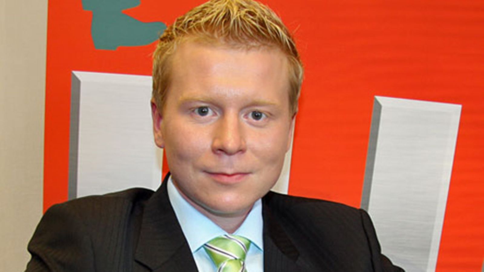 Sampo valmistautui Diiliin juhlimalla. (Kuva: MTV Oy)