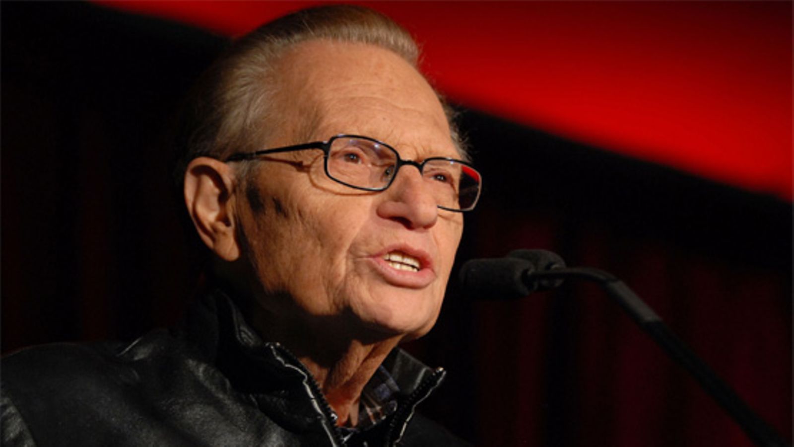 Larry King Subin E! Online -uutisissa. (Kuva: GettyImages)