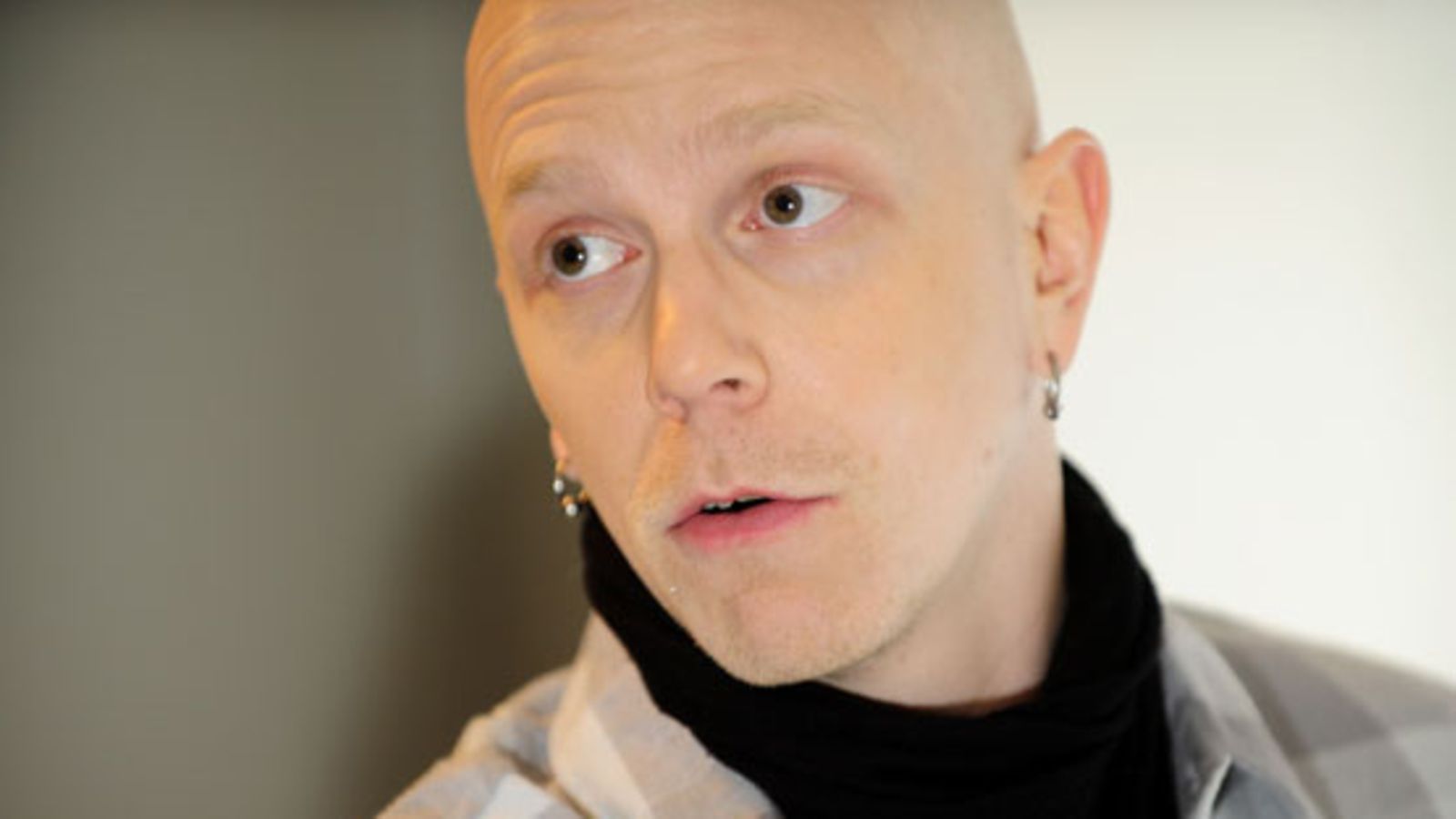 Huijari esiintyi Apulannan Toni Wirtasena. (Kuva: Heikki Saukkomaa/Lehtikuva)