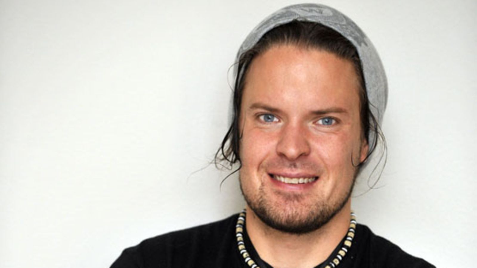 Big Brotherista tuttu Sami KallvikBacka ryhtyi radiotoimittajaksi. (Kuva: Lehtikuva)