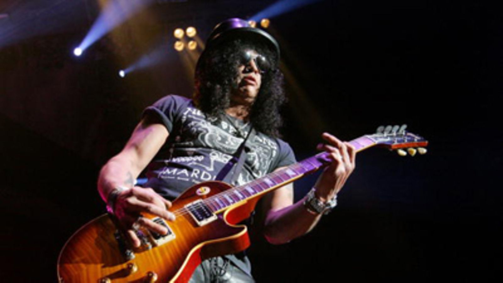 Slash Velvet Revolverin keikalla. Ethan Miller/Getty Images