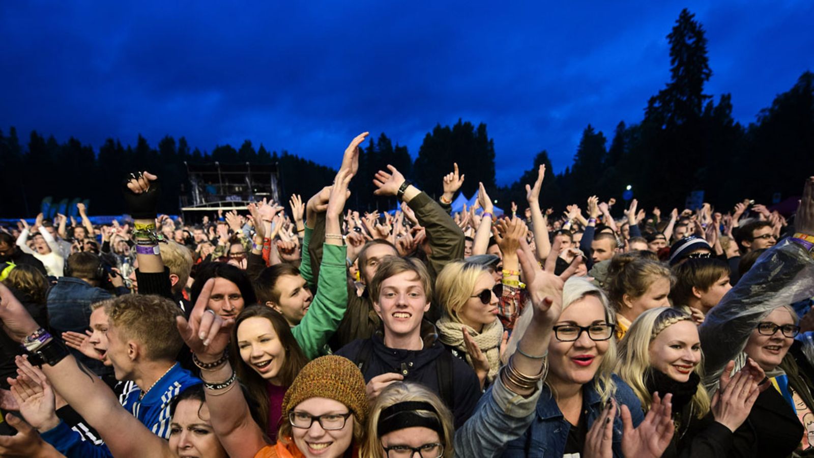 Festariyleisöä Provinssirockissa